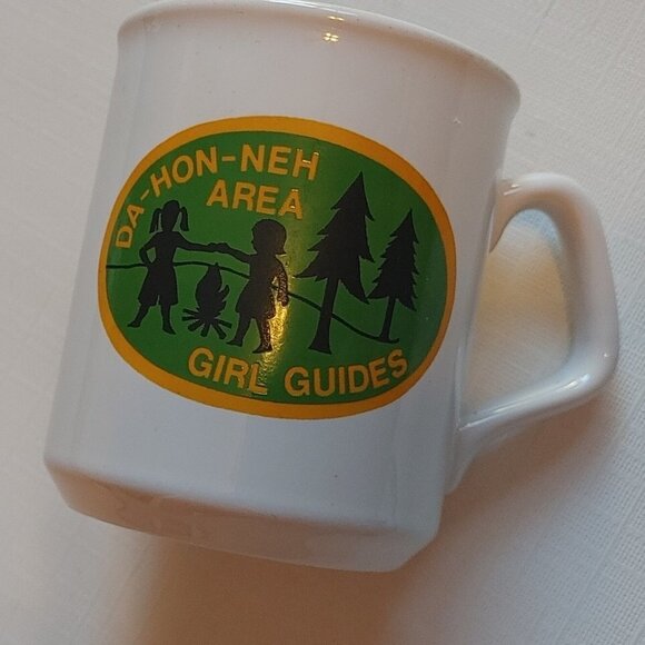 Vintage Girl Guides Mug Da-HON-NEH Area - Picture 3 of 4